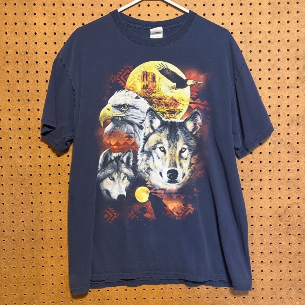 VTG 90s Graphic Tee T-shirt Fruit of the Loom XL Navy Blue Wolves Eagle Nature